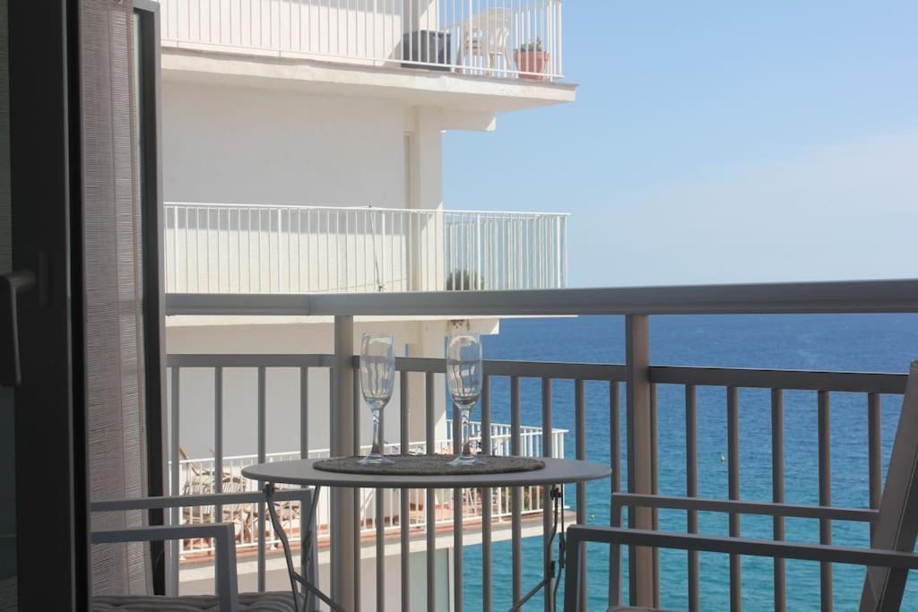 פלטחה ד'ארו Apartamento Primera Linea De Mar מראה חיצוני תמונה